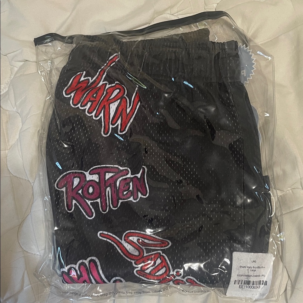 Eric Emanuel - MattyBoy shorts
- Large - 
- New -